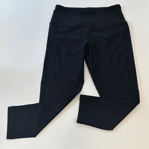 NWOT 90 Degree Cropped Leggings with Mesh Detail